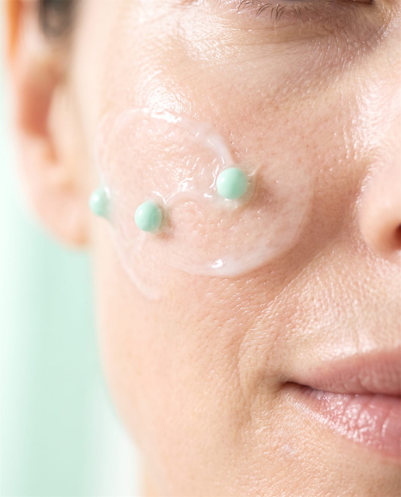 Application de la crème capsule PDRN — étape 3